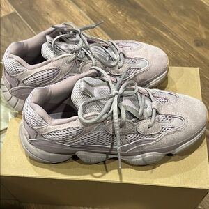 Yeezy 500 soft vision- pink/purple